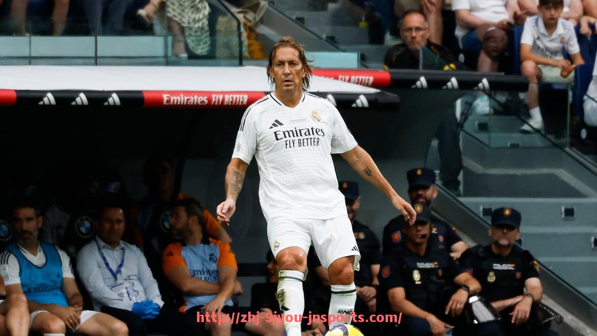 J9九游会登录入口-西甲德比直播重点赛事全程解析与观看指南